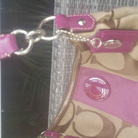 ❤COACH Signature Stripe Demi Top Handle (NWOT) - Picture 5 of 15